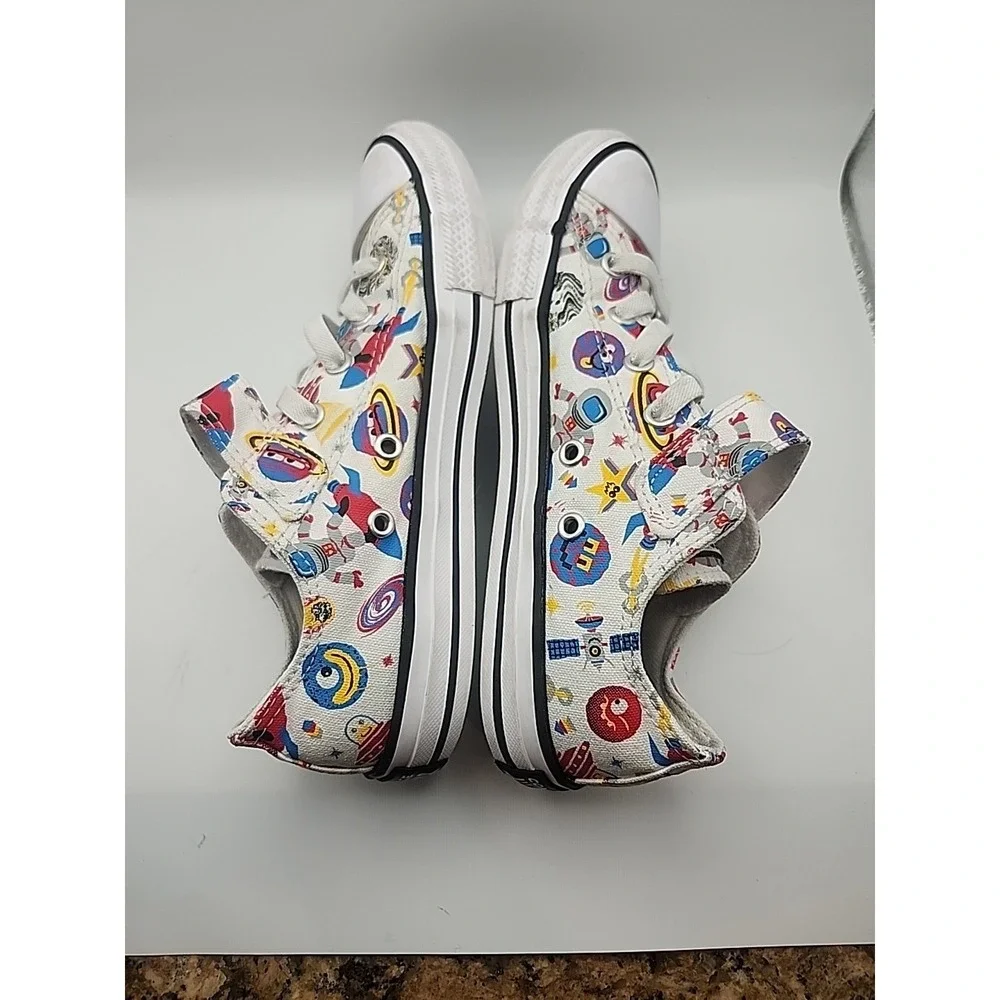 Conver Chuck Taylor All Star 2V Space Shoes Youth Sz 3